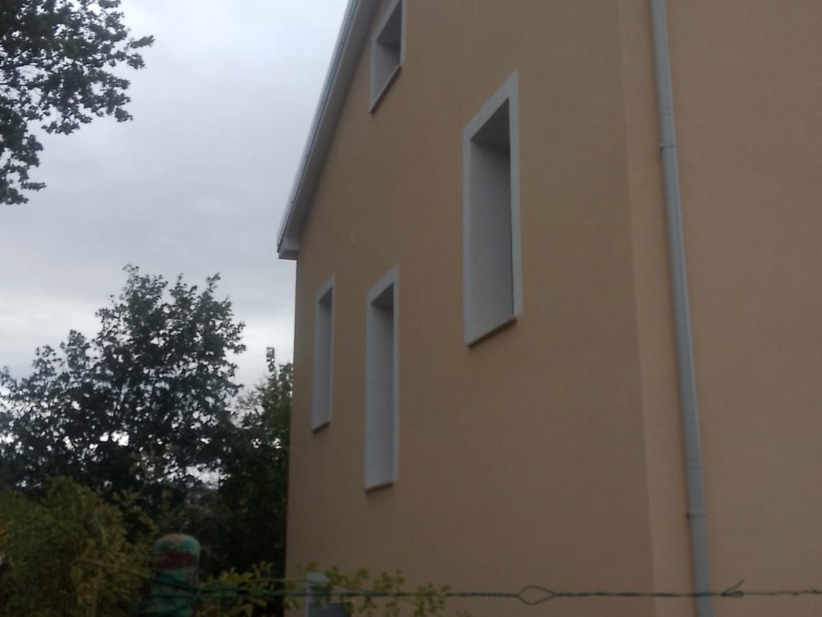 Ristrutturazione con adeguamento sismico ed energetico di un piccolo condominio