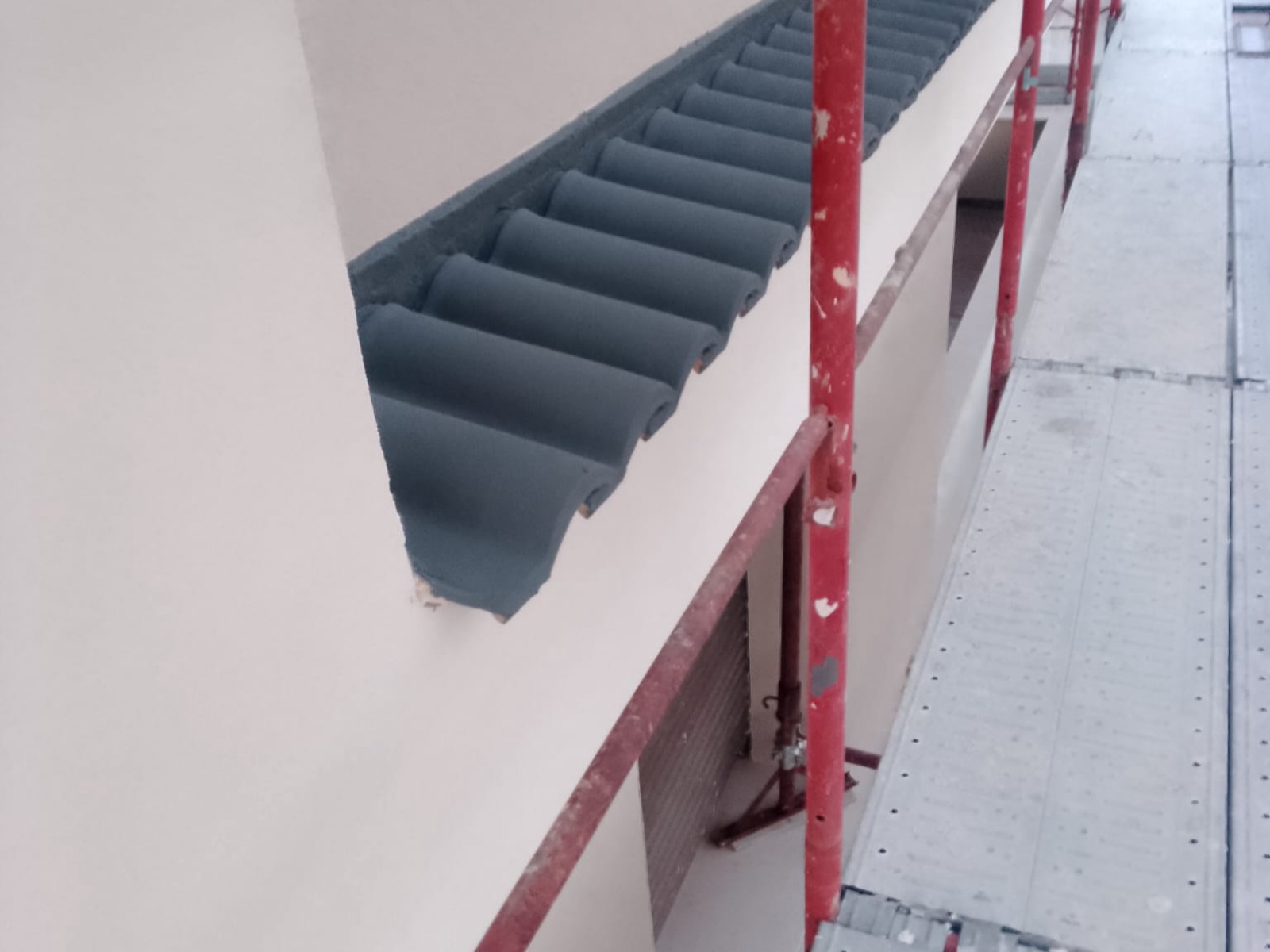 Ristrutturazione con adeguamento sismico ed energetico di una palazzina in via di Sotto