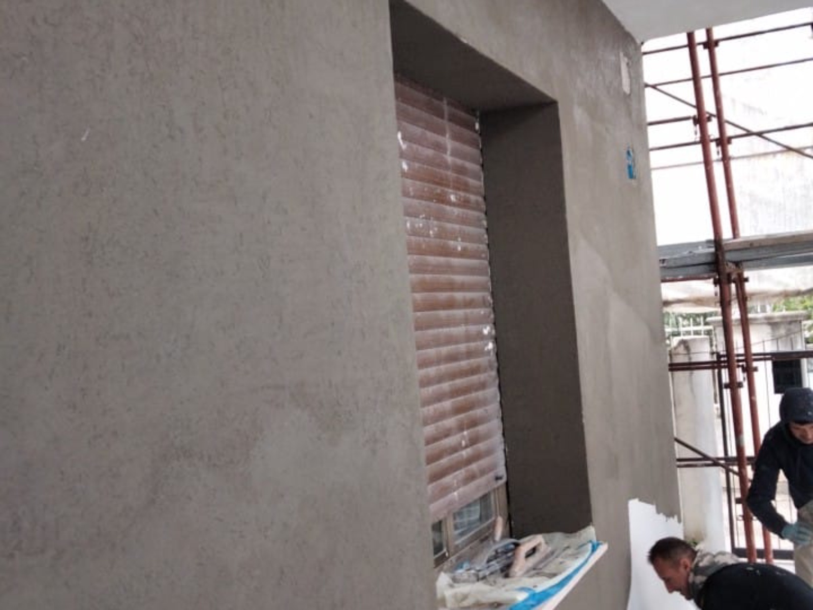 Ristrutturazione con adeguamento sismico ed energetico di una palazzina in via di Sotto