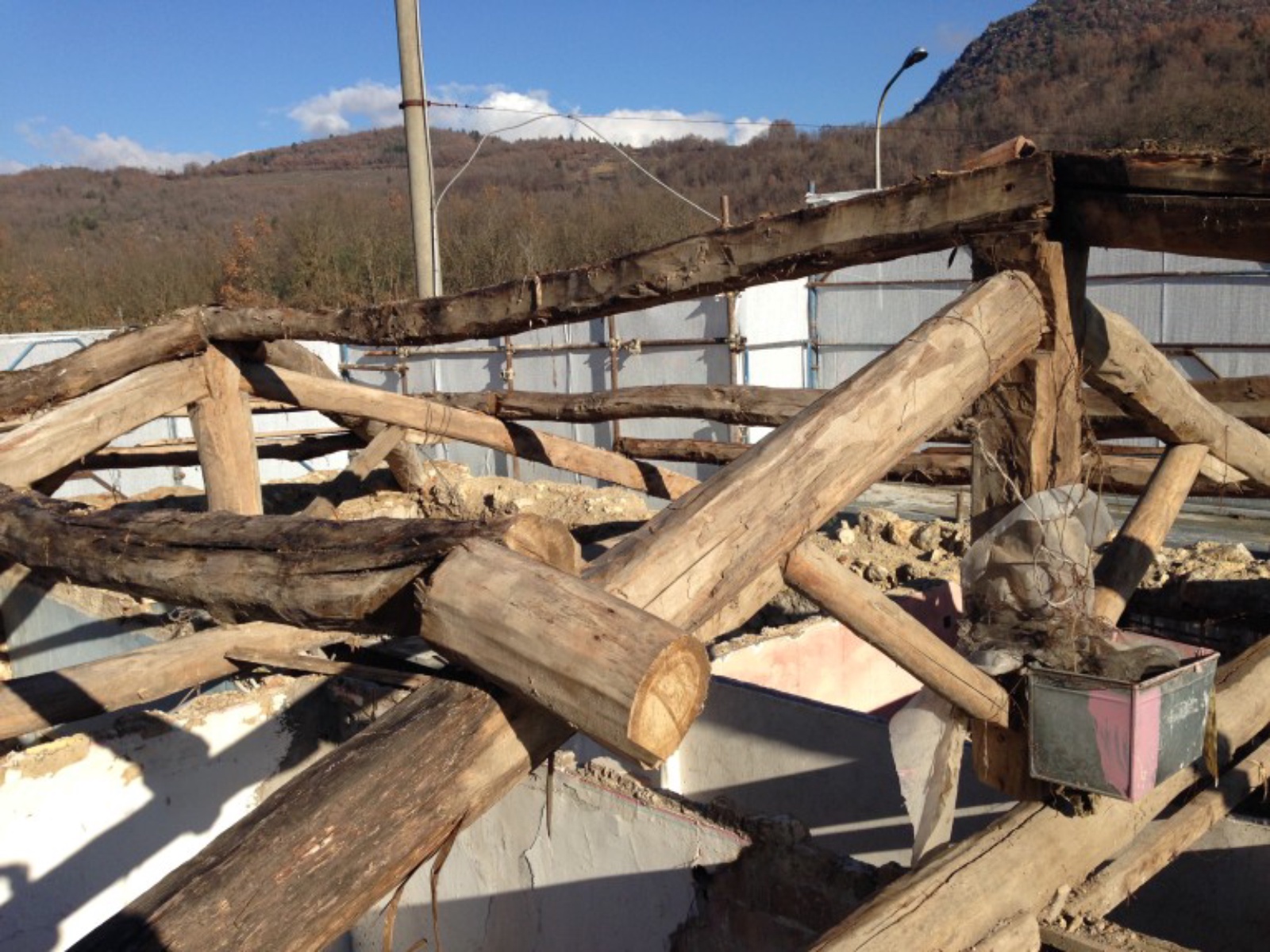 Struttura di copertura in legno – Fagnano Alto (AQ)