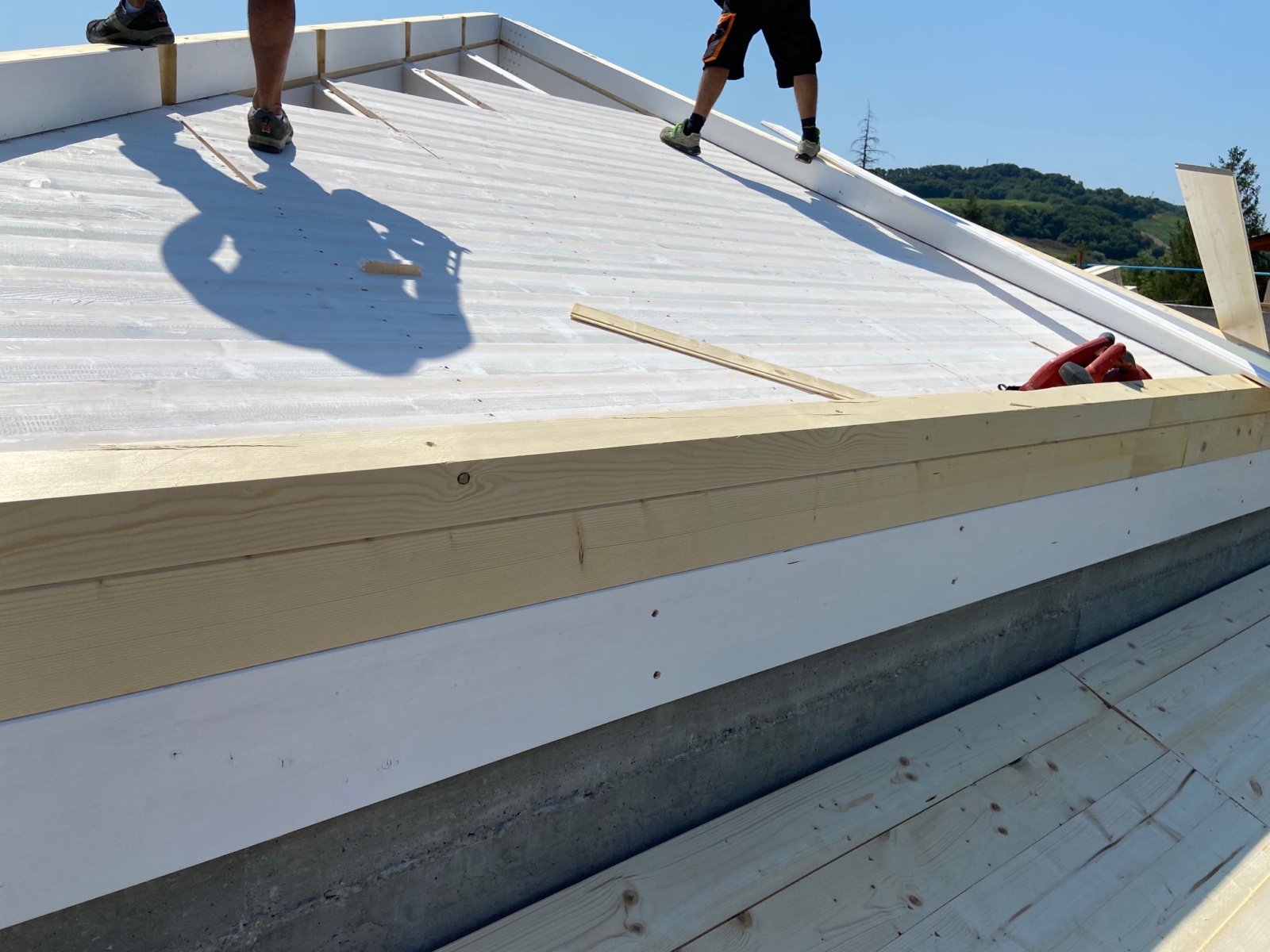 Ristrutturazione con adeguamento energetico e sismico di un condominio
