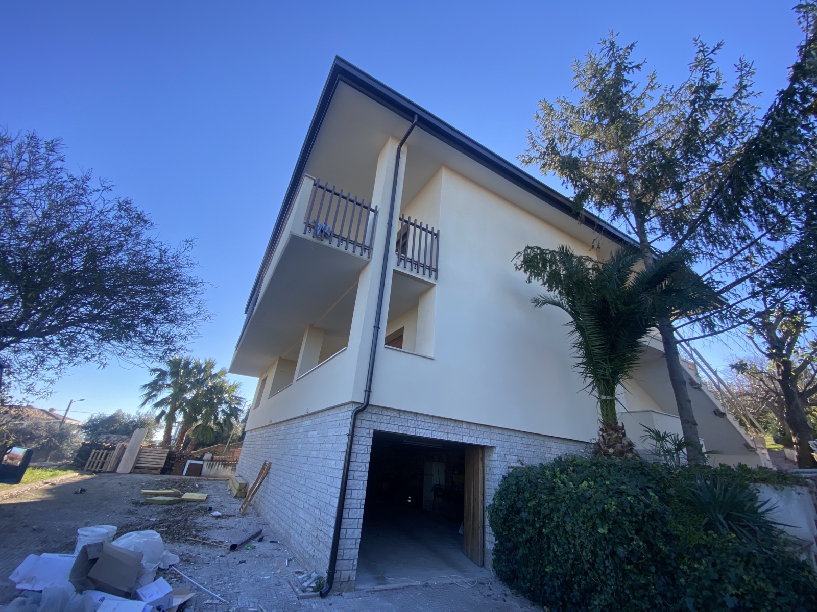 Ristrutturazione con adeguamento energetico di una villa unifamiliare a San Franco