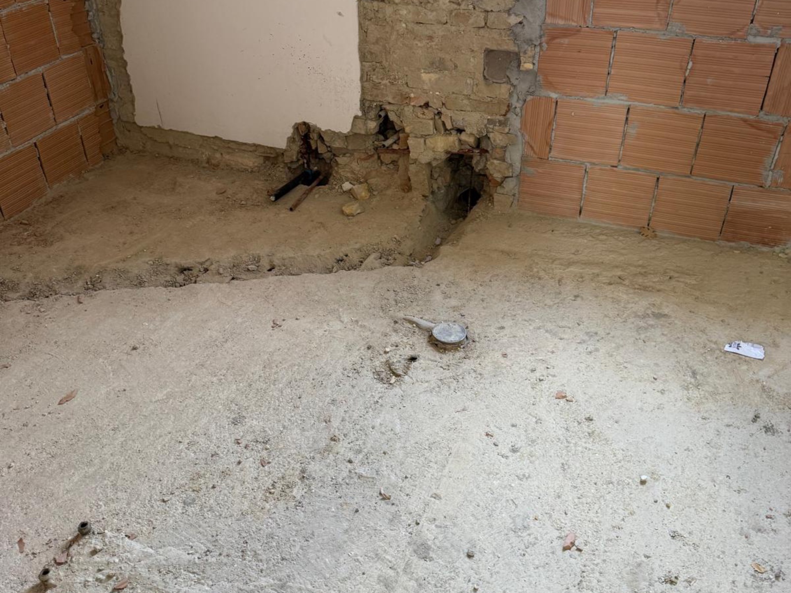 Ristrutturazione interna di una villa unifamiliare