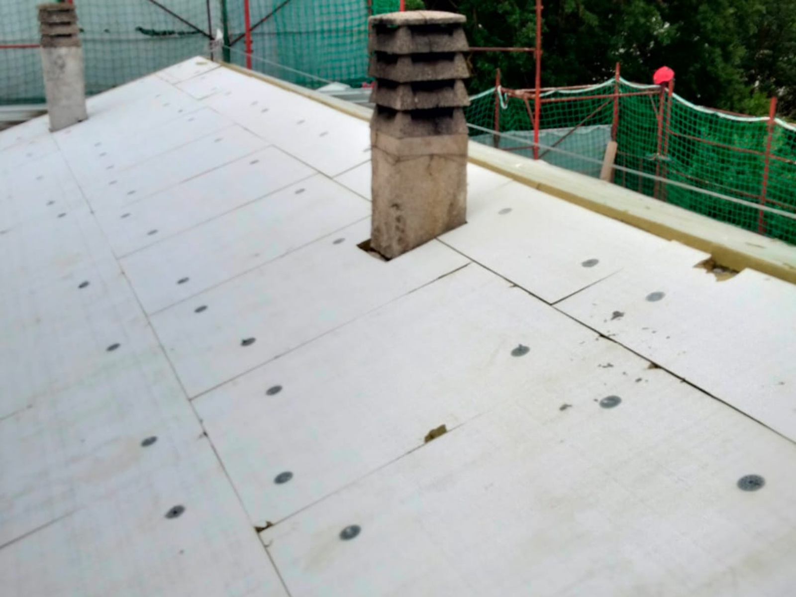Ristrutturazione con adeguamento sismico ed energetico di un piccolo condominio