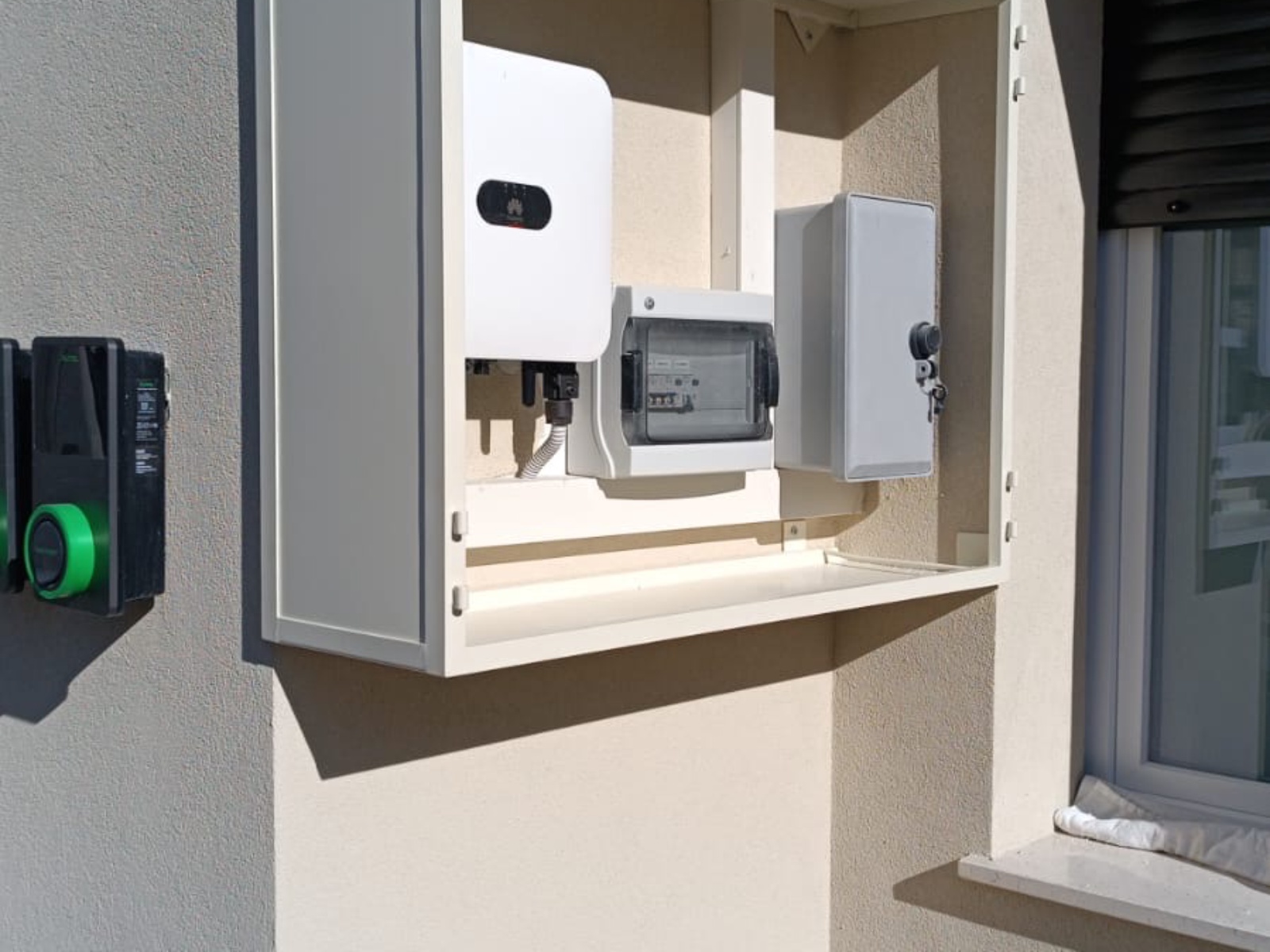Ristrutturazione con adeguamento sismico ed energetico di una palazzina in via di Sotto
