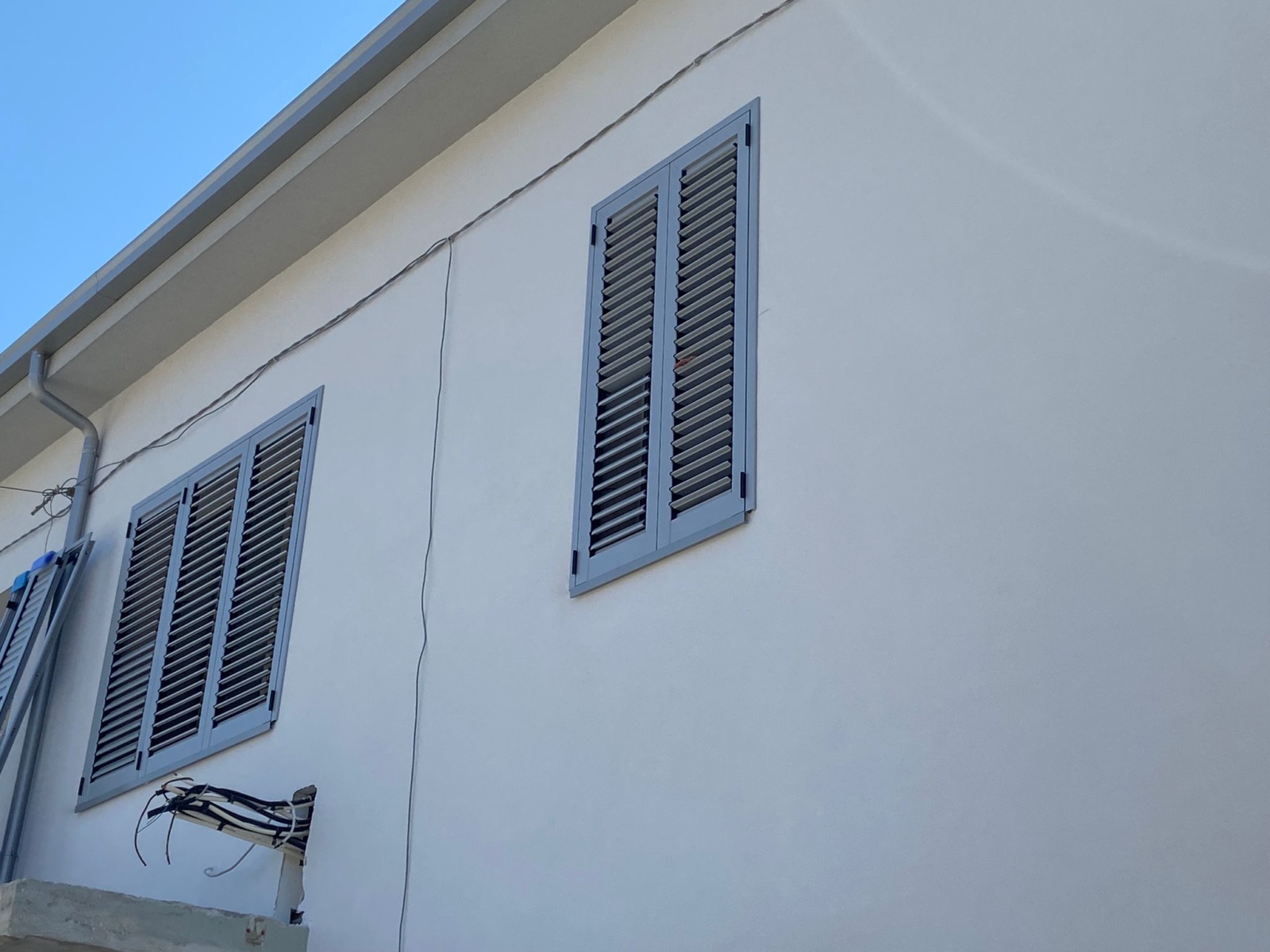 Ristrutturazione con adeguamento energetico e sismico di un piccolo condominio in via Barbella