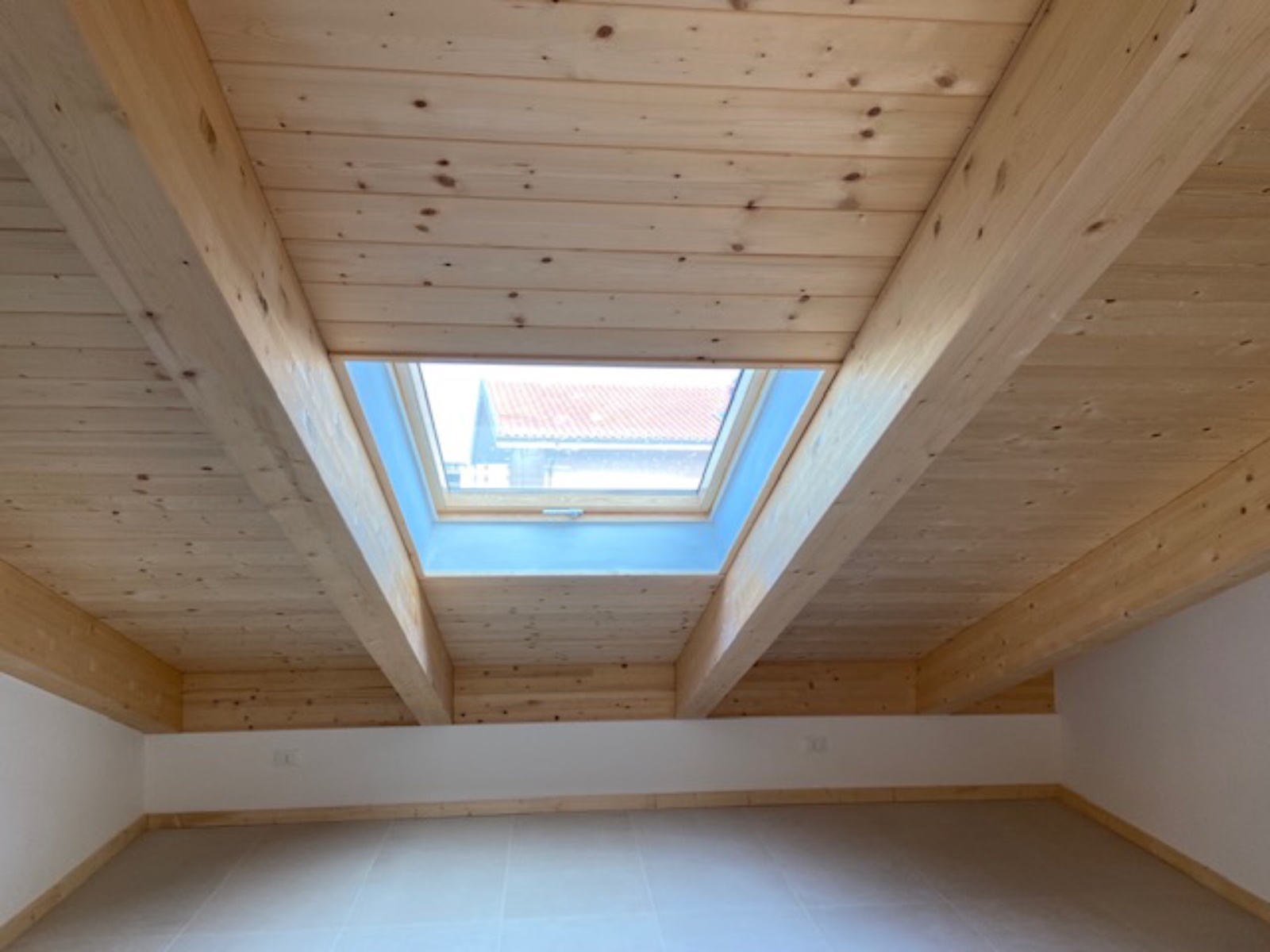 Ristrutturazione con adeguamento energetico e sismico di un condominio in via Tirino