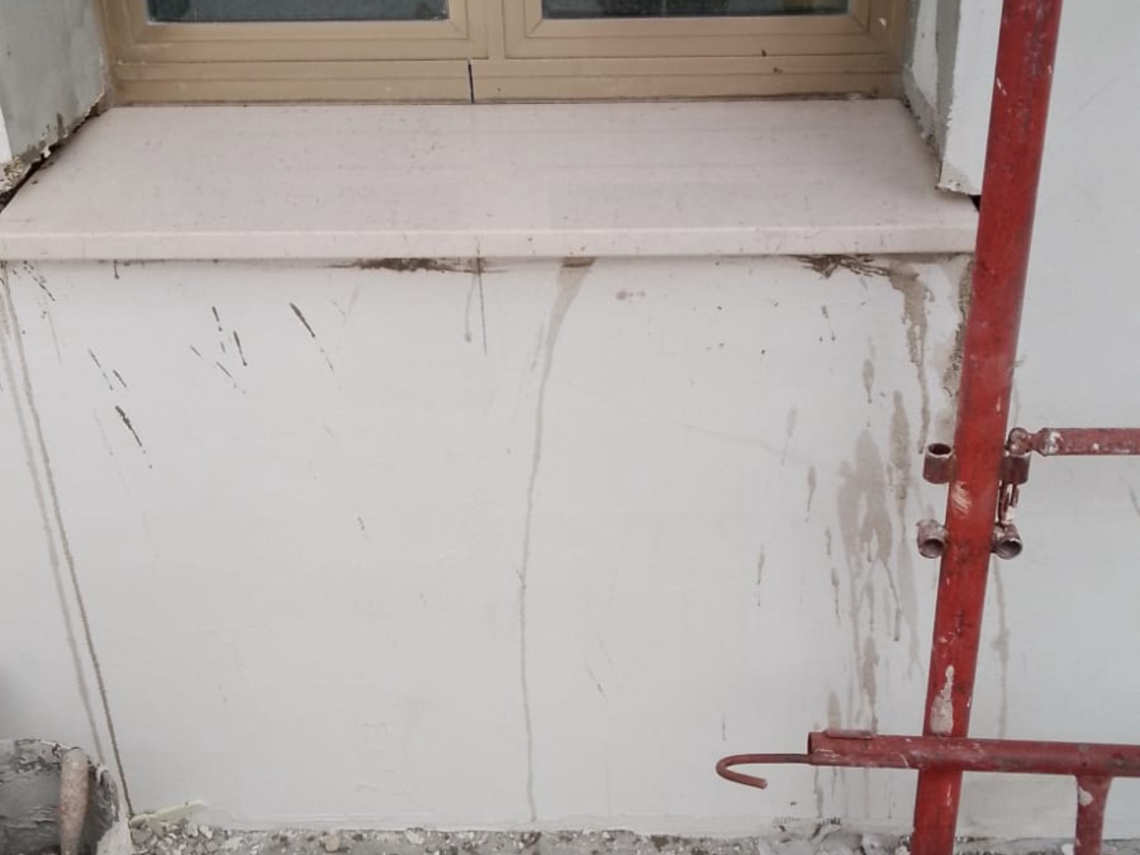 Ristrutturazione con adeguamento sismico ed energetico di una palazzina in via di Sotto