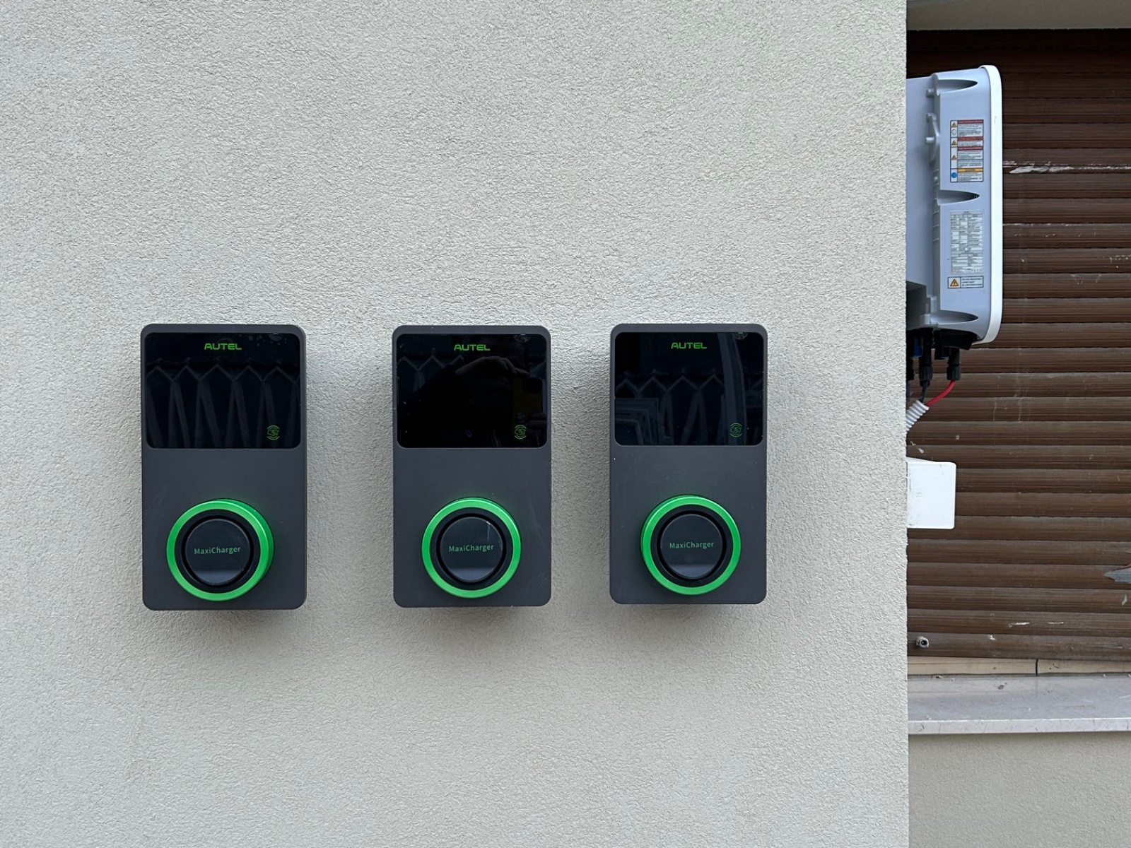 Ristrutturazione con adeguamento sismico ed energetico di una palazzina in via di Sotto