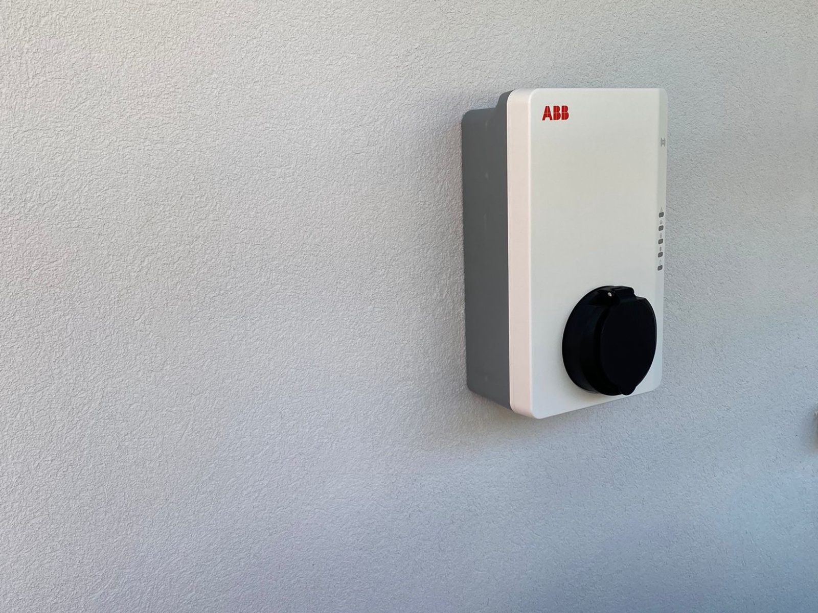 Ristrutturazione con adeguamento energetico e sismico di un condominio in via Colonnetta