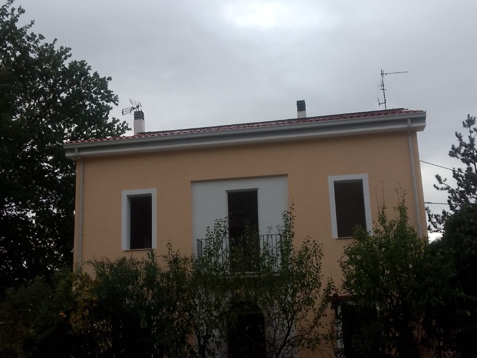 Ristrutturazione con adeguamento sismico ed energetico di un piccolo condominio