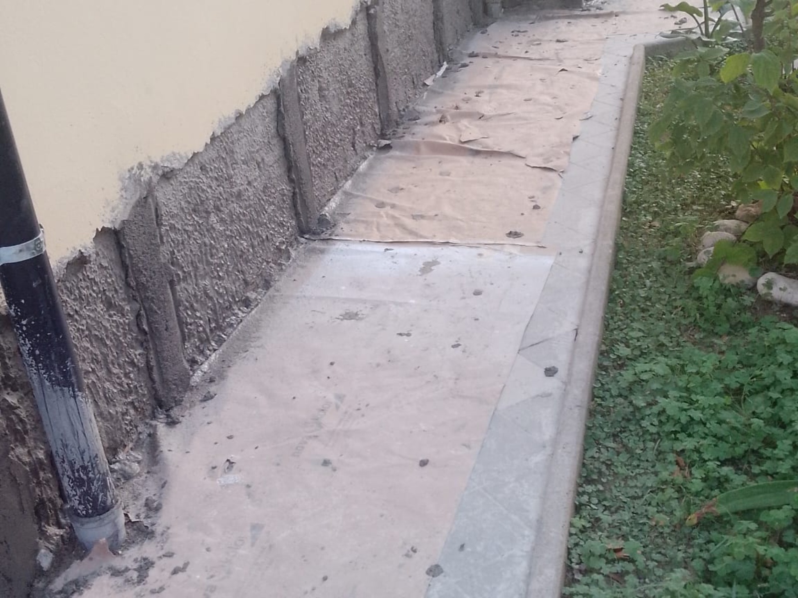 Ristrutturazione con adeguamento sismico ed energetico di una palazzina in via di Sotto