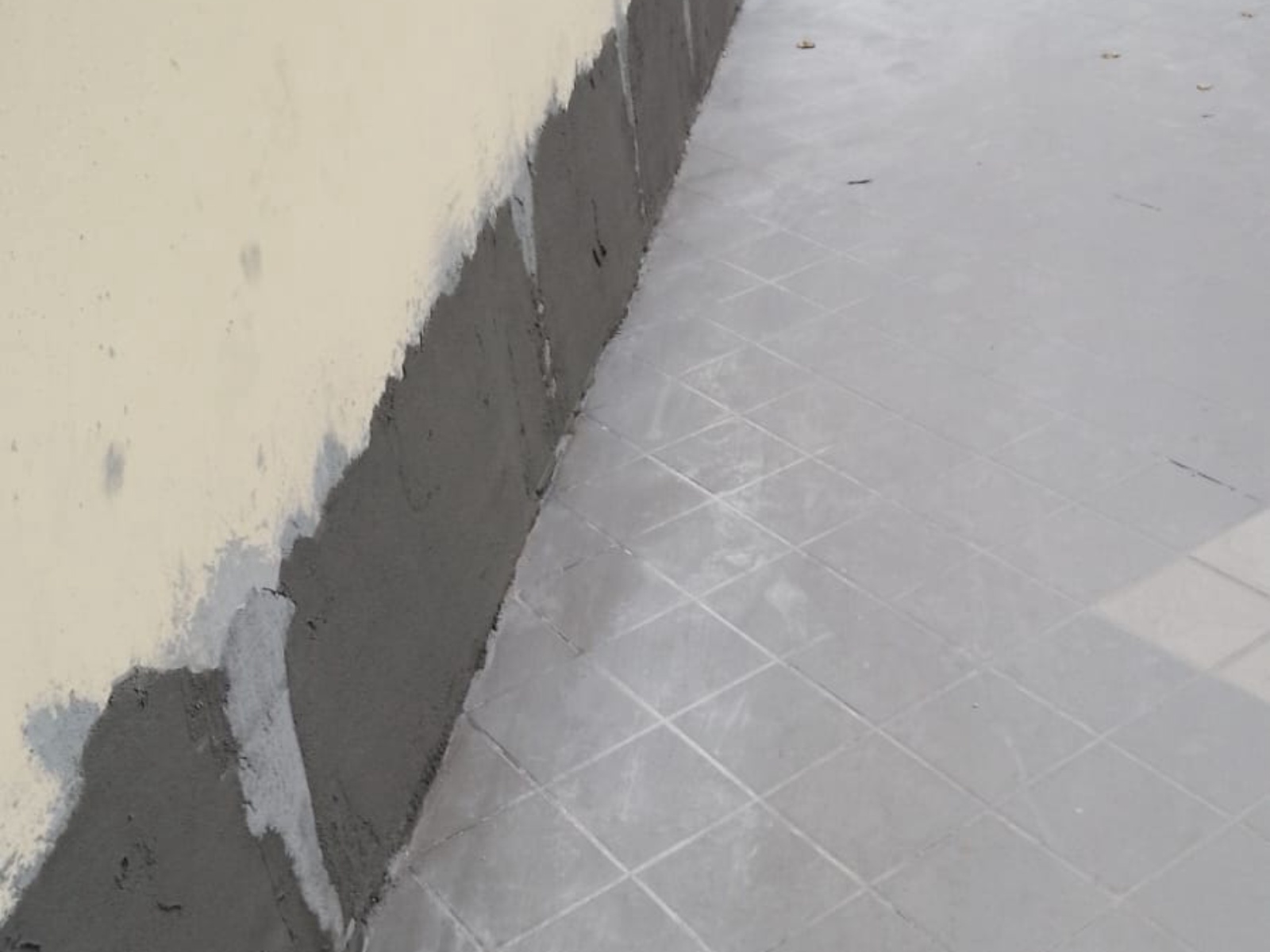 Ristrutturazione con adeguamento sismico ed energetico di una palazzina in via di Sotto