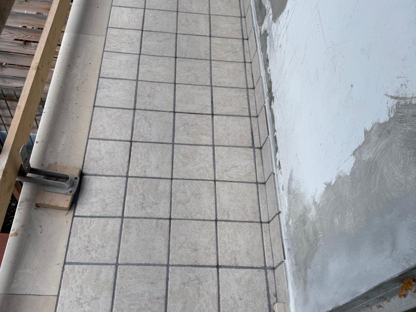 Ristrutturazione interna di un vecchio appartamento in viale Alcione