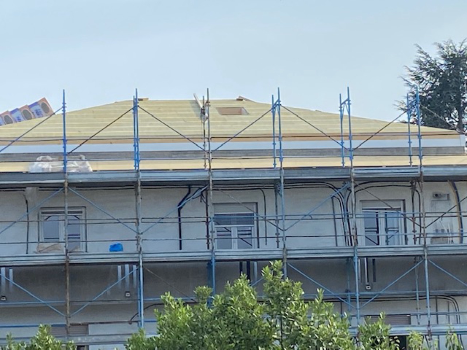 Ristrutturazione con adeguamento energetico e sismico di un condominio