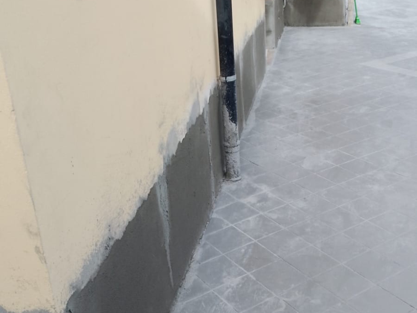 Ristrutturazione con adeguamento sismico ed energetico di una palazzina in via di Sotto