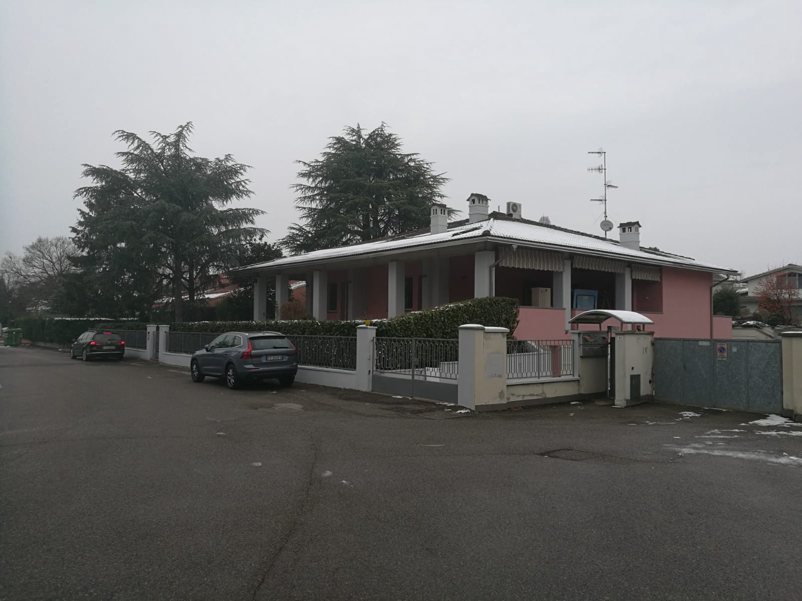 Ristrutturazione con adeguamento energetico di una villa unifamiliare degli anni 70