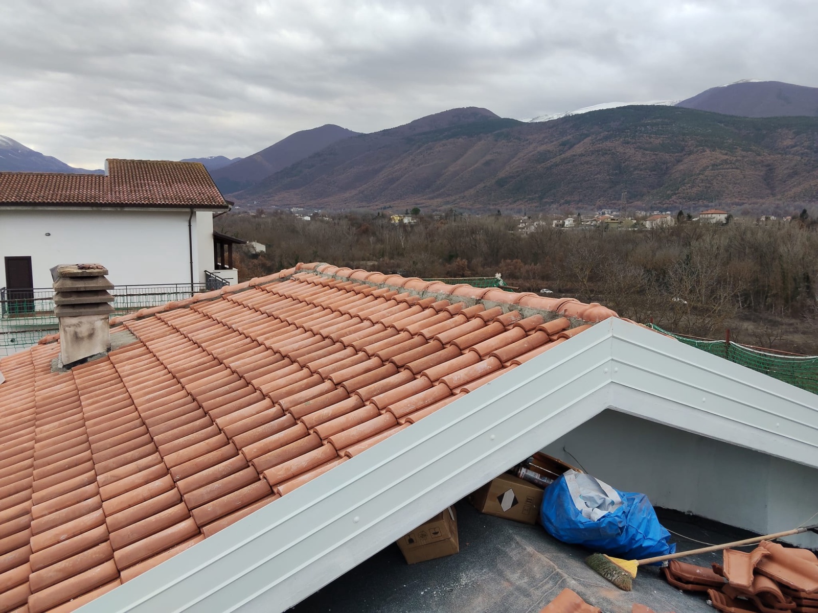 Ristrutturazione con adeguamento sismico ed energetico di un condominio in via Mazzini