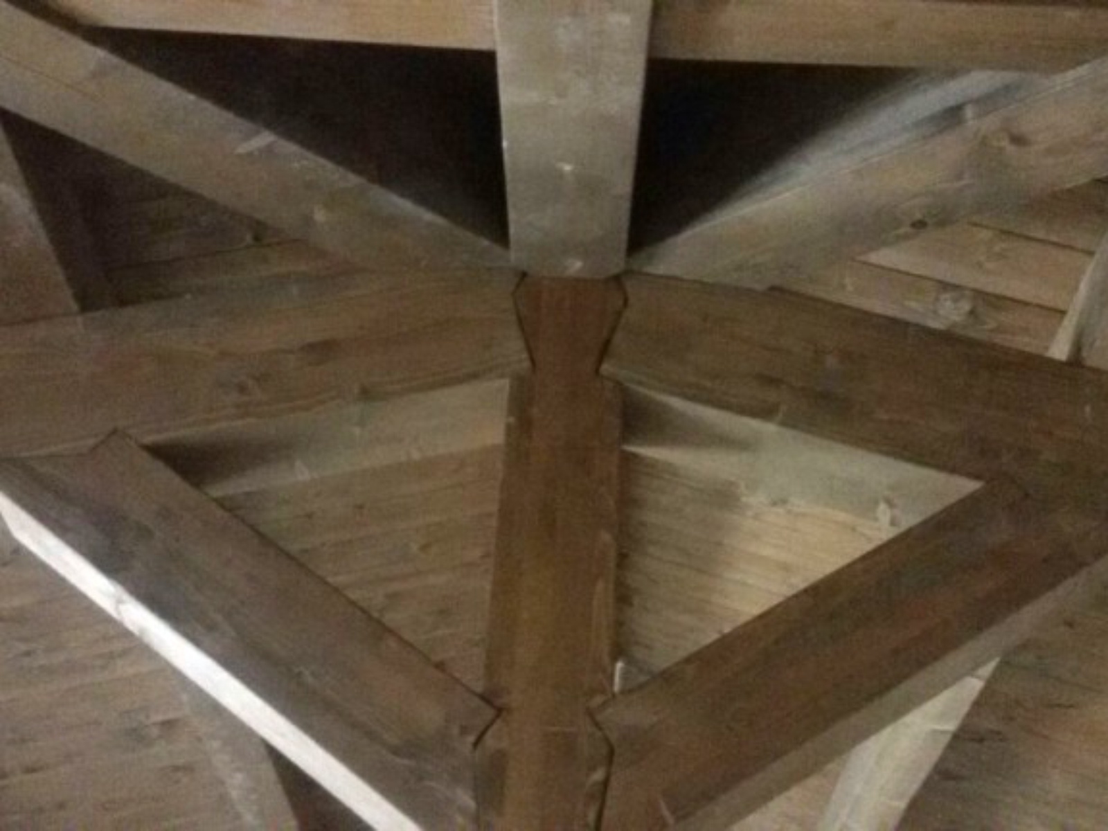 Struttura di copertura in legno – Fagnano Alto (AQ)
