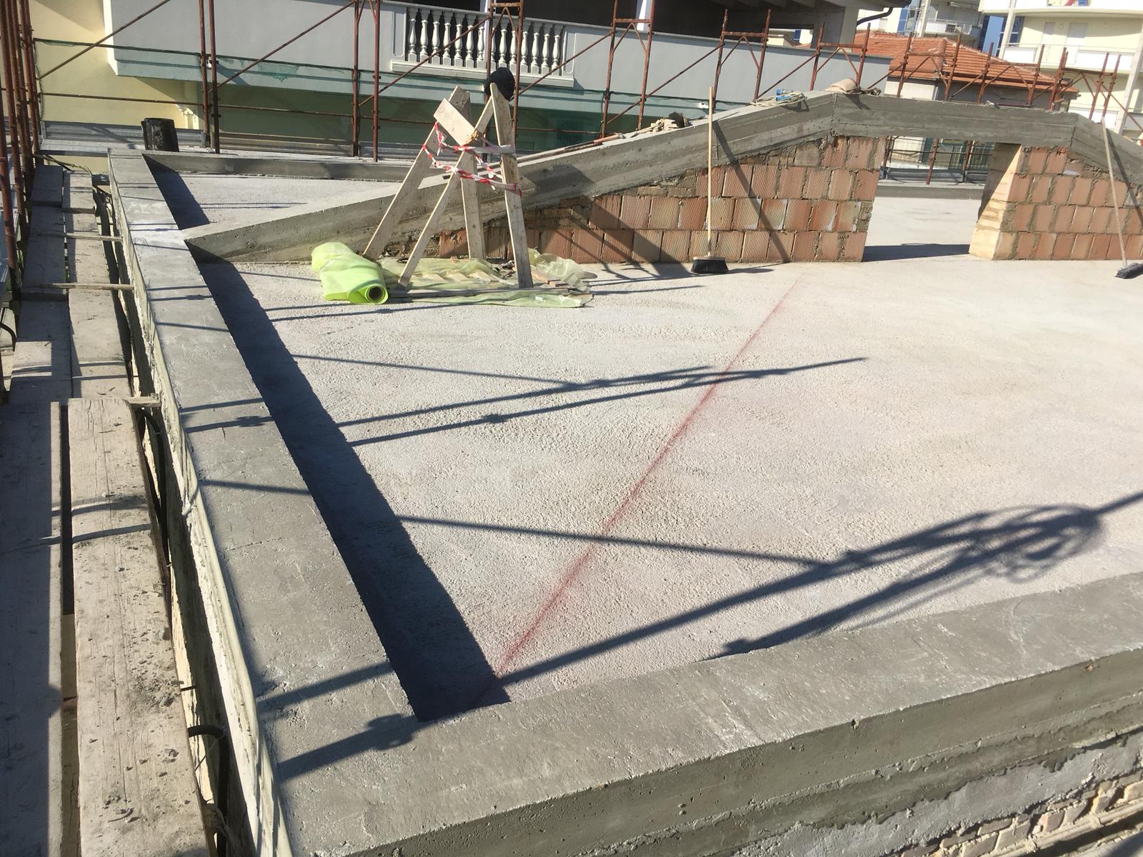Ristrutturazione con adeguamento energetico e sismico di un piccolo condominio in via Figlia di Iorio