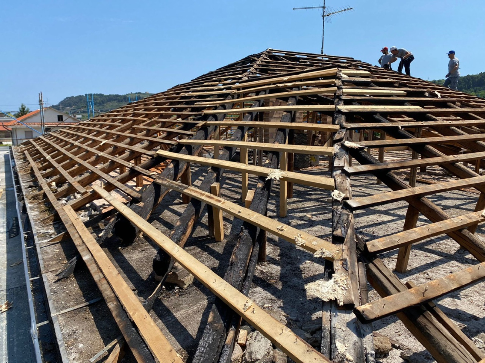 Ristrutturazione con adeguamento energetico e sismico di un condominio