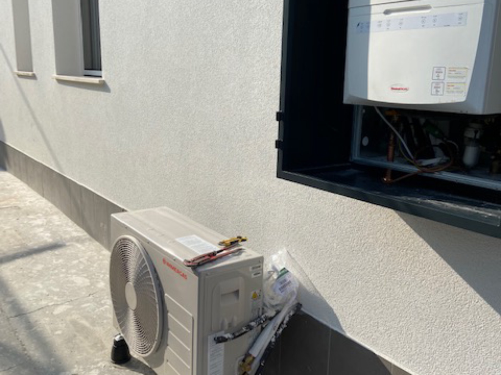 Ristrutturazione con adeguamento energetico e sismico di un condominio in via Tirino